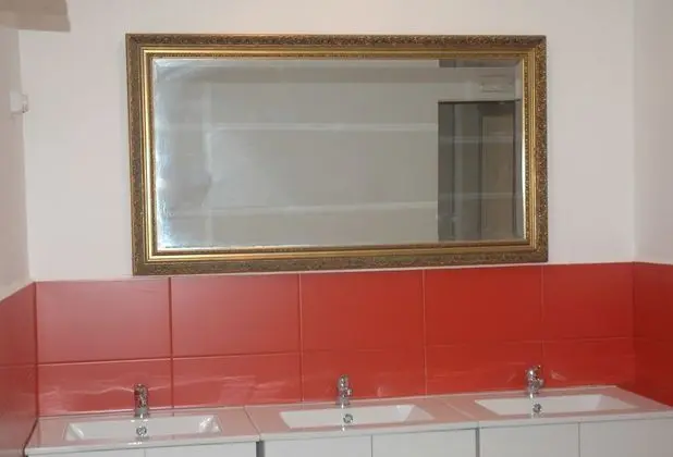 Ortak Ranzalı Oda, Karma Ranzalı Oda (1 bed in a 14-Bed Dormitory Room)