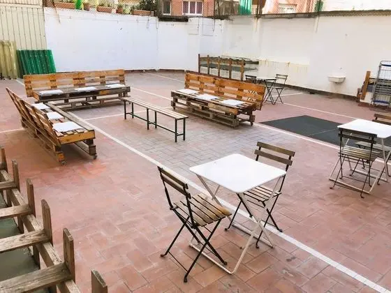 Ortak Ranzalı Oda, Karma Ranzalı Oda (1 bed in a 14-Bed Dormitory Room)