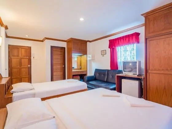 Triple Room