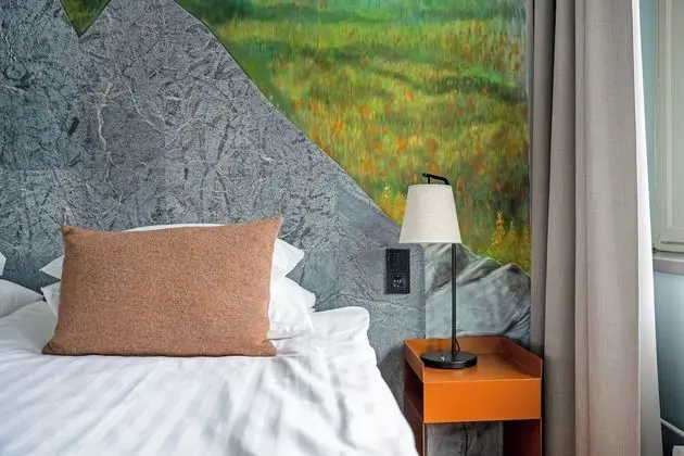 Standard Oda, 1 En Büyük (King) Boy Yatak