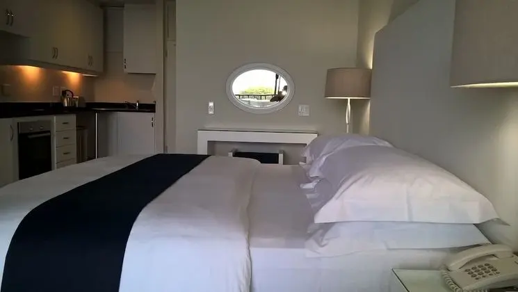 414 Luxury Studio Apartment