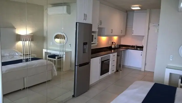 414 Luxury Studio Apartment