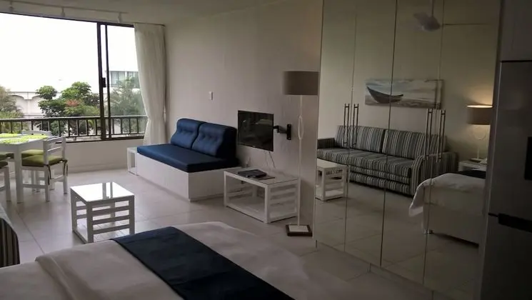 414 Luxury Studio Apartment