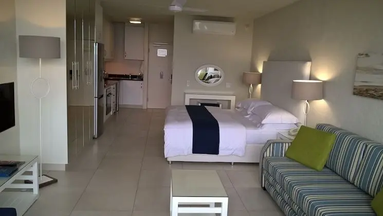 414 Luxury Studio Apartment