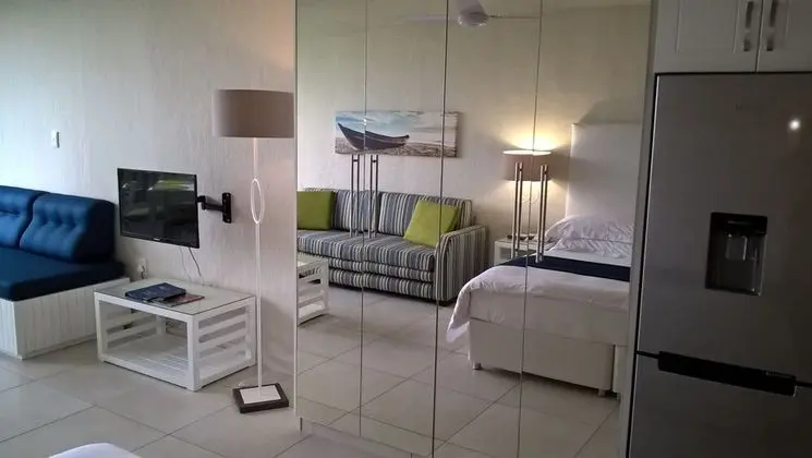414 Luxury Studio Apartment