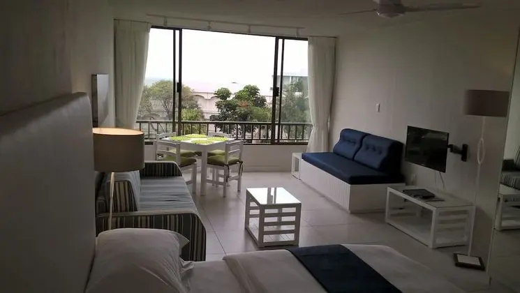 414 Luxury Studio Apartment