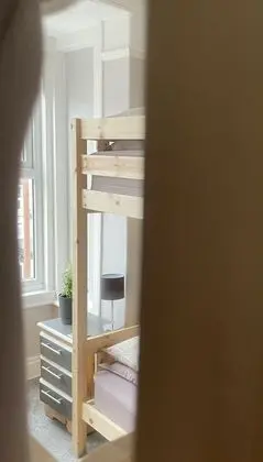 Dört Kişilik Oda, Ortak Banyo (2 sets of bunk beds)