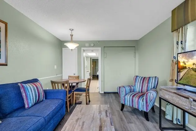 Premium Daire, 1 Yatak Odası, Balkon, Havuz Manzaralı