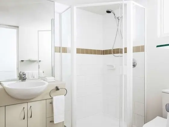 Apart Daire, 2 Yatak Odası, Havuz Manzaralı