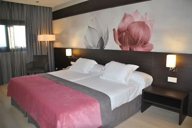 Standard Oda, 2 Tek Kişilik Yatak