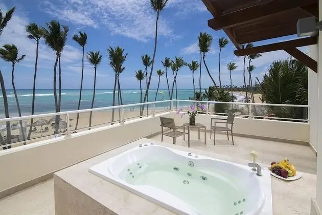 Xhale Club Master Suite Ocean Front Double