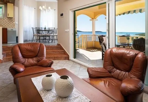Family Villa, Birden Çok Yatak, Bahçeli (Breathtaking Panorama Villa Vese)