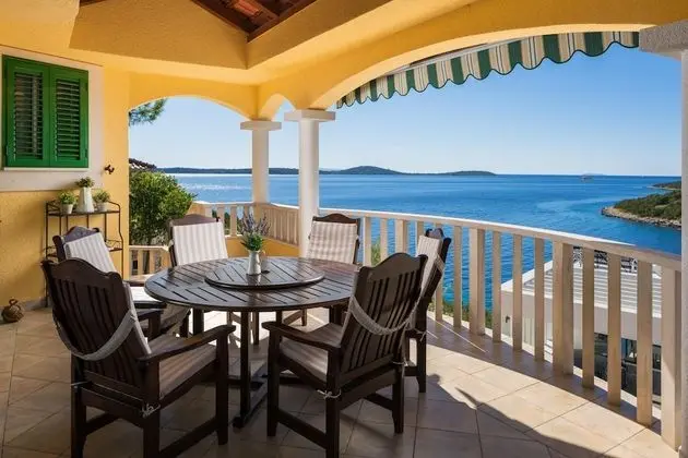 Family Villa, Birden Çok Yatak, Bahçeli (Breathtaking Panorama Villa Vese)