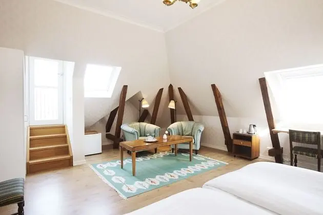 Tek Büyük Yataklı Oda, Balkon