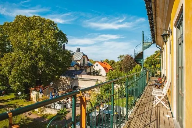 Tek Büyük Yataklı Oda, Balkon