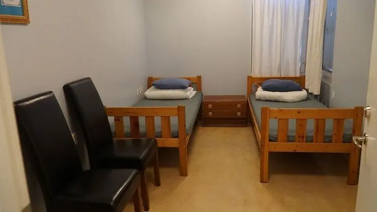 Basic İki Ayrı Yataklı Oda, Ortak Banyo