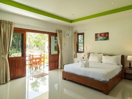 Deluxe Bungalow with Balcony