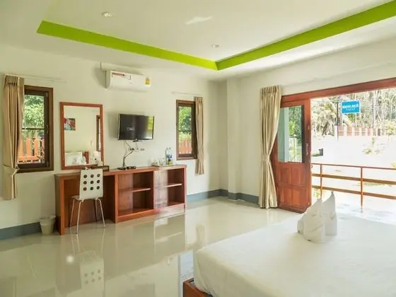 Deluxe Bungalow with Balcony