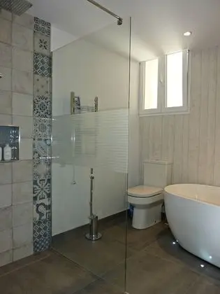 Executive Tek Büyük veya İki Ayrı Yataklı Oda, 1 Yatak Odası, Sigara İçilmez, Havuz Kullanımı