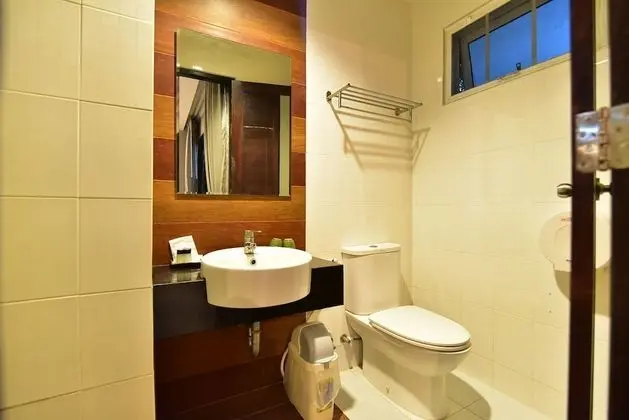 Deluxe Double Room Garden View with Balcony