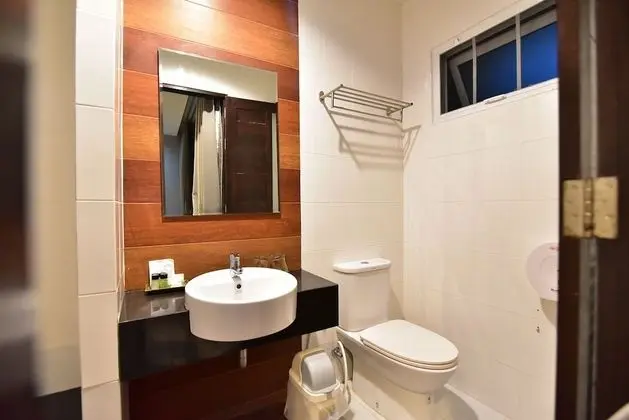 Deluxe Double Room Garden View with Balcony