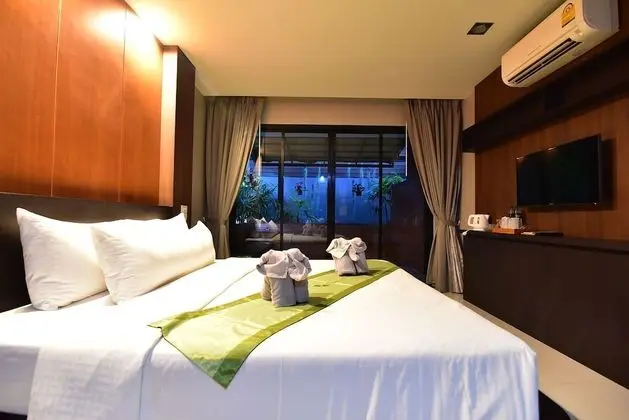 Deluxe Double Room No View with Balcony