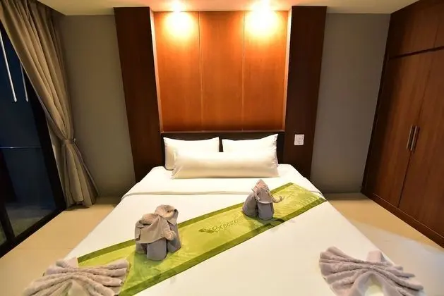 Deluxe Double Room No View with Balcony