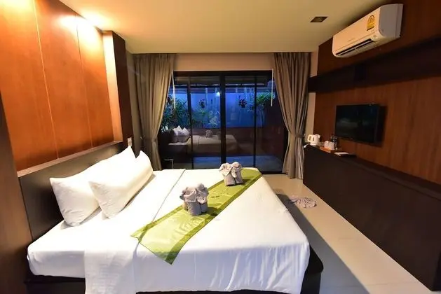 Deluxe Double Room No View with Balcony