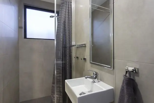 Ortak Ranzalı Oda, Karma Ranzalı Oda (6 Bed)