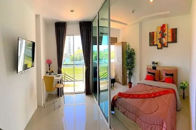 Apartment with Balcony