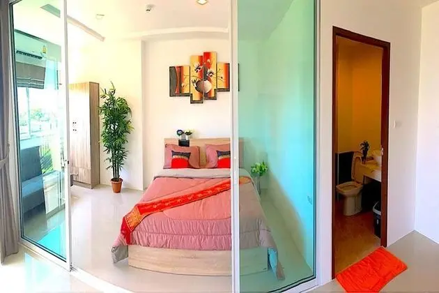 Apartment with Balcony