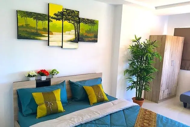 Apartment with Balcony