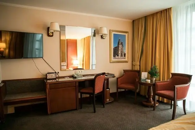 Deluxe Tek Büyük Yataklı Oda, Balkon