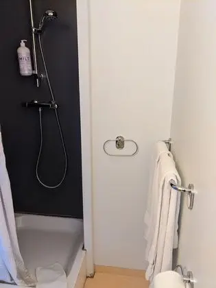 Tek Büyük veya İki Ayrı Yataklı Oda, Özel Banyo