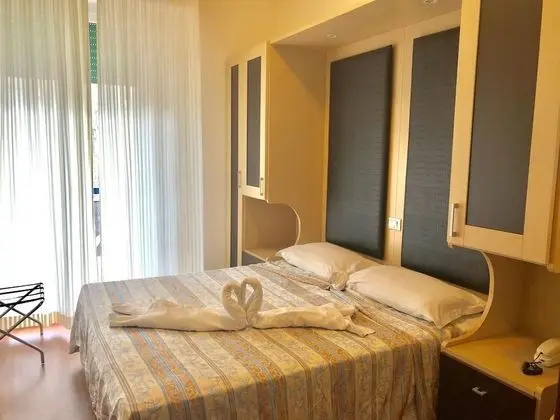 Economy Tek Büyük Yataklı Oda, Balkon