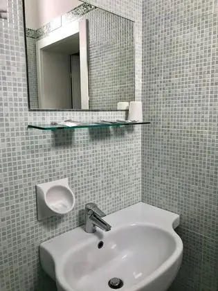 Economy Tek Büyük Yataklı Oda, Balkon