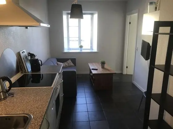 Apart Daire, 2 Yatak Odası, Avlu Manzaralı