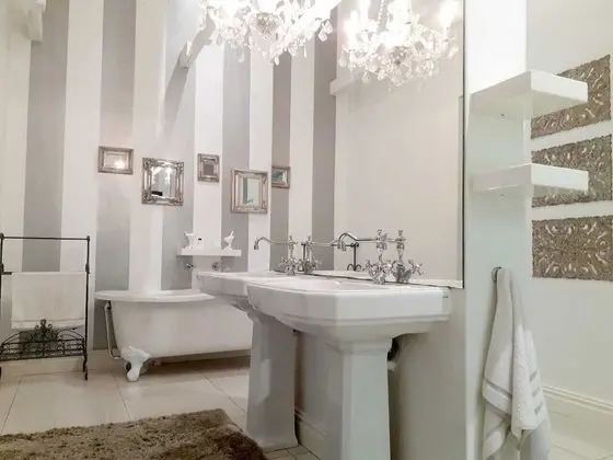 Luxury Oda, 1 En Büyük (King) Boy Yatak, Bahçe Manzaralı