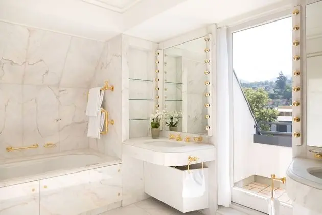 Panoramic Suite