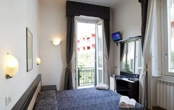 Tek Büyük veya İki Ayrı Yataklı Oda