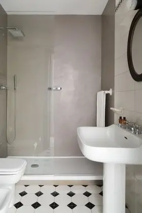 Apart Daire (for 4 people Via Formentini 5)
