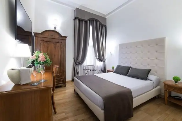 Tek Büyük Yataklı Oda (Queen - French Bed)