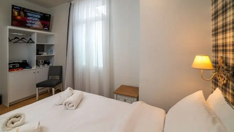 Economy Tek Büyük Yataklı Oda