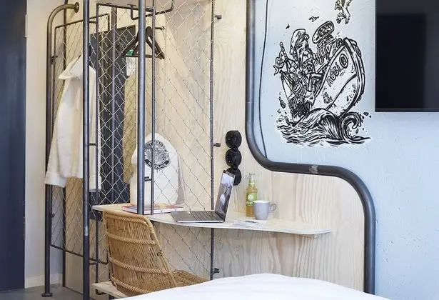 Basic Tek Büyük Yataklı Oda, Resort Manzaralı, Avlu