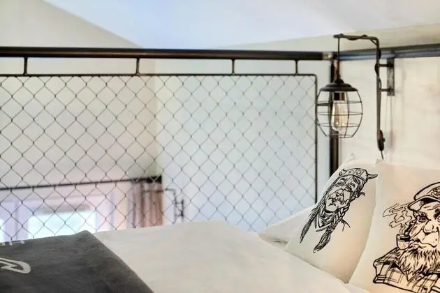 Standard Tek Büyük Yataklı Oda, Resort Manzaralı, Avlu