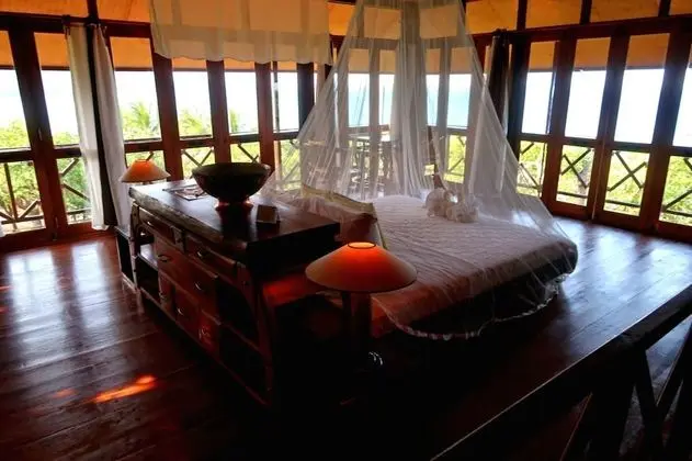 Family Oda (Sea Hill Abode)