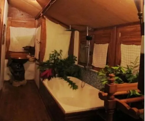 Family Oda (Sea Hill Abode)
