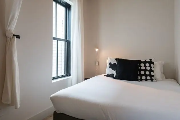 Deluxe Stüdyo Süit