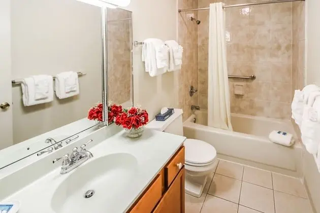 Oda (2 Bedroom 2 Bath)