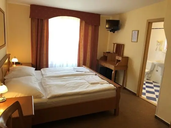 Deluxe Tek Büyük veya İki Ayrı Yataklı Oda